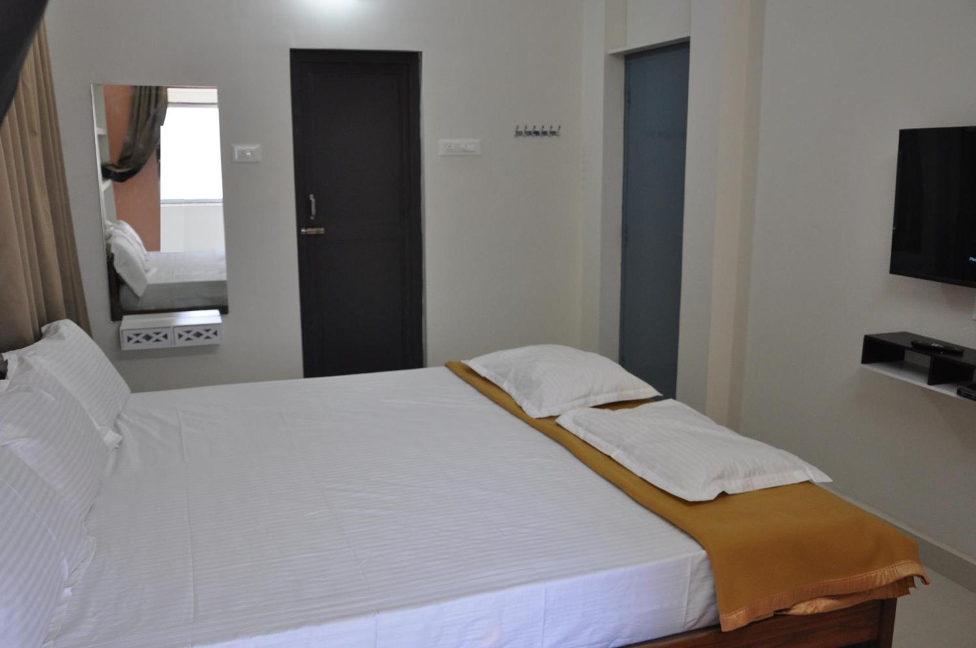 Tiruchirappalli Alaya Rooms מראה חיצוני תמונה